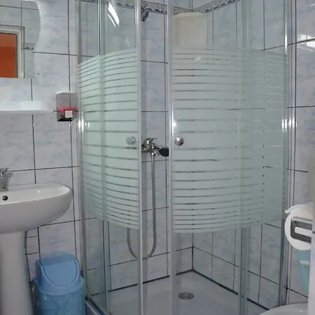 Pensiunea Calutul De Mare * 코스티네스티