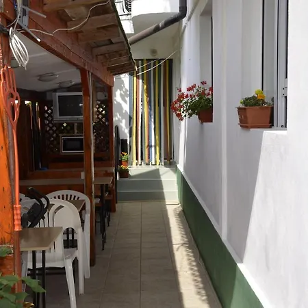 B&B Pensiunea Calutul De Mare