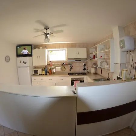 Pensiunea Calutul De Mare * 코스티네스티