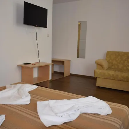 Pensiunea Calutul De Mare B&B