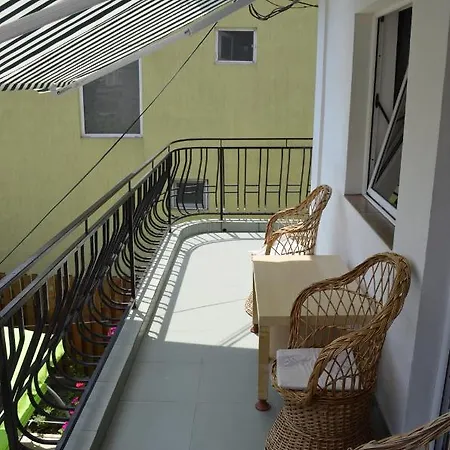 Pensiunea Calutul De Mare * コスティネシュティ